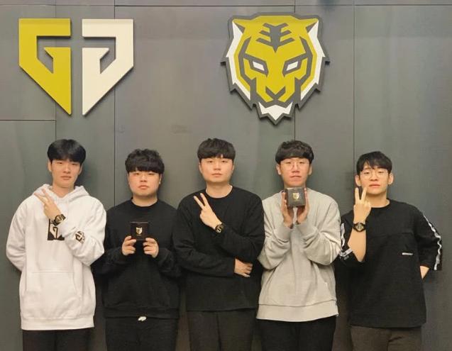 放的战术环 放的战术环