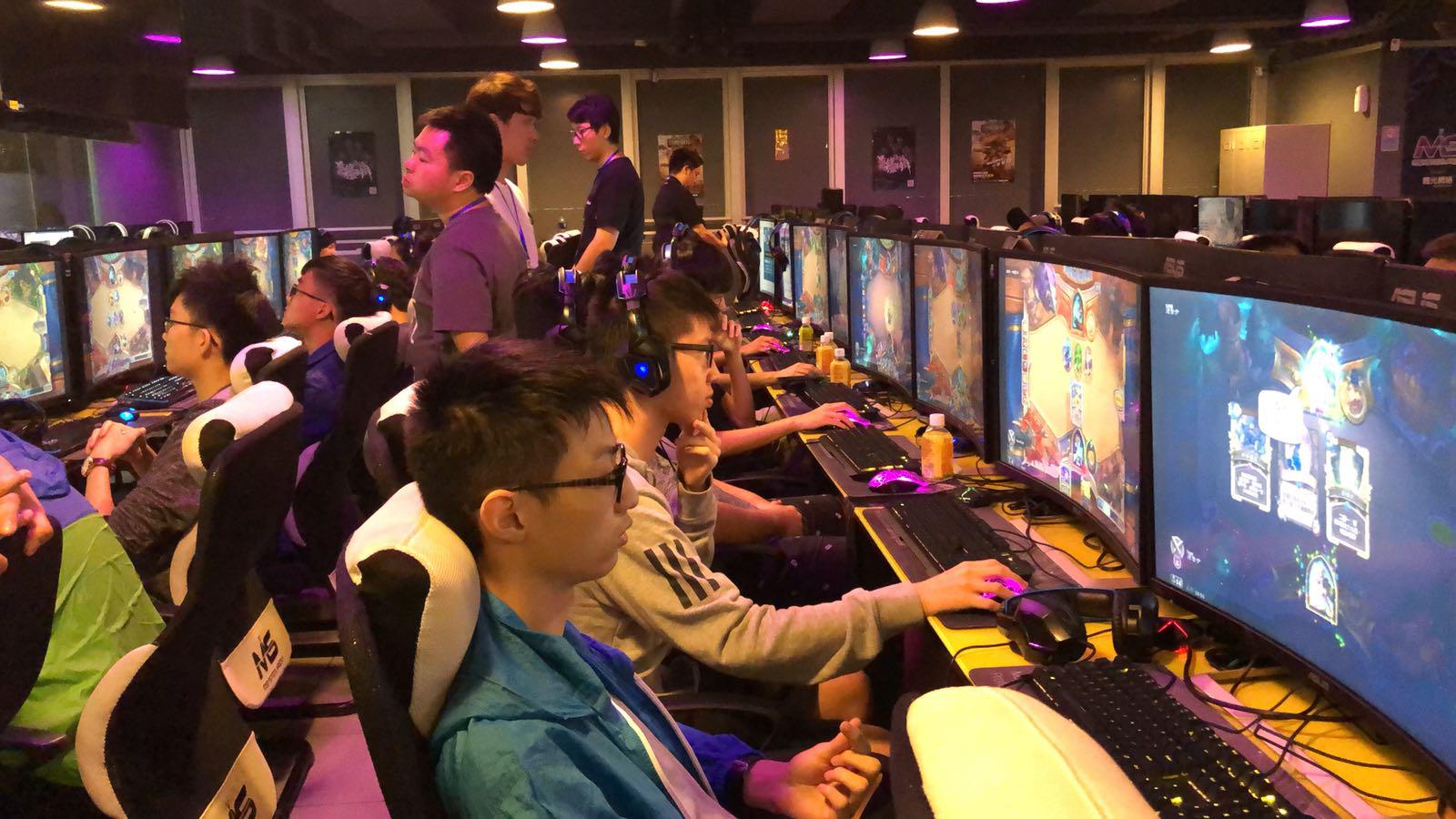 实际行动激 实际行动激