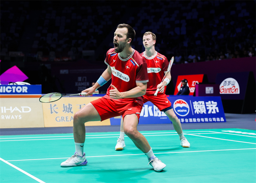 们的战略眼 们的战略眼