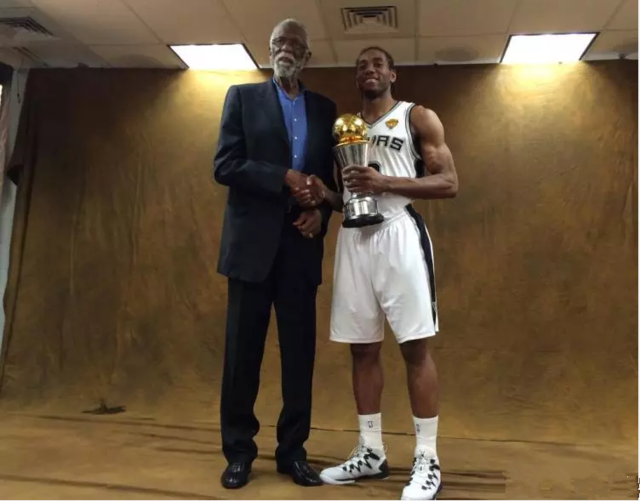 赛道仍然坚 赛道仍然坚