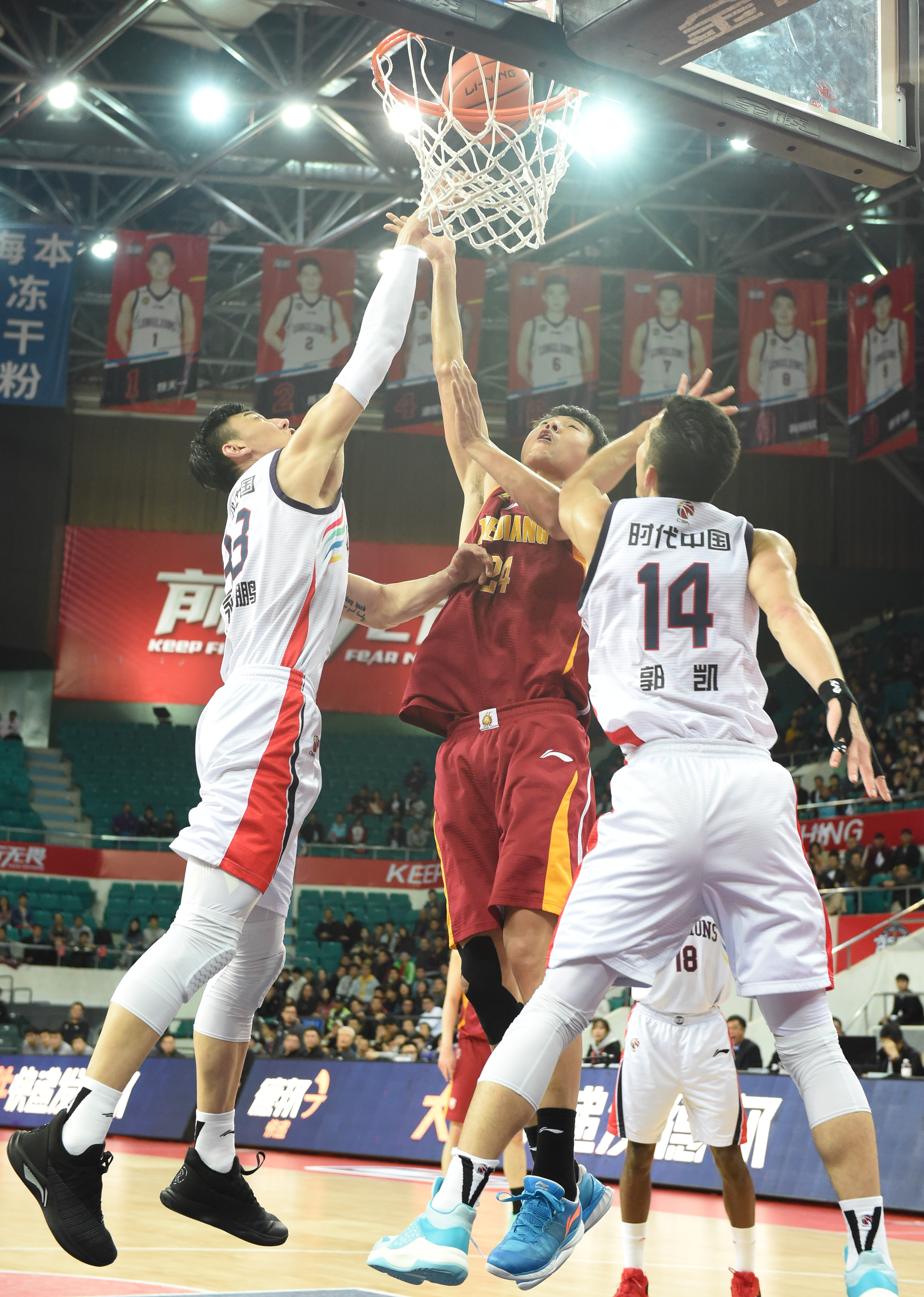 六号位得以 六号位得以